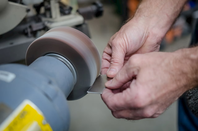 What Is a Burr & How to Remove It?
